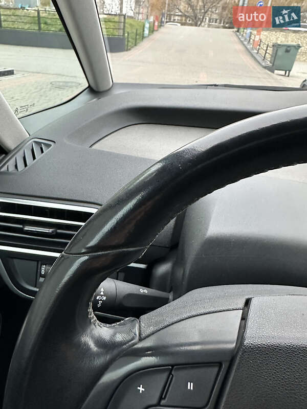 Мінівен Citroen Grand C4 Picasso 2014 в Тернополі фото 47 Мінівен Citroen Grand C4 Picasso 2014 в Тернополі