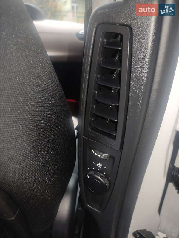 Минивэн Citroen Grand C4 Picasso 2015 в Киеве