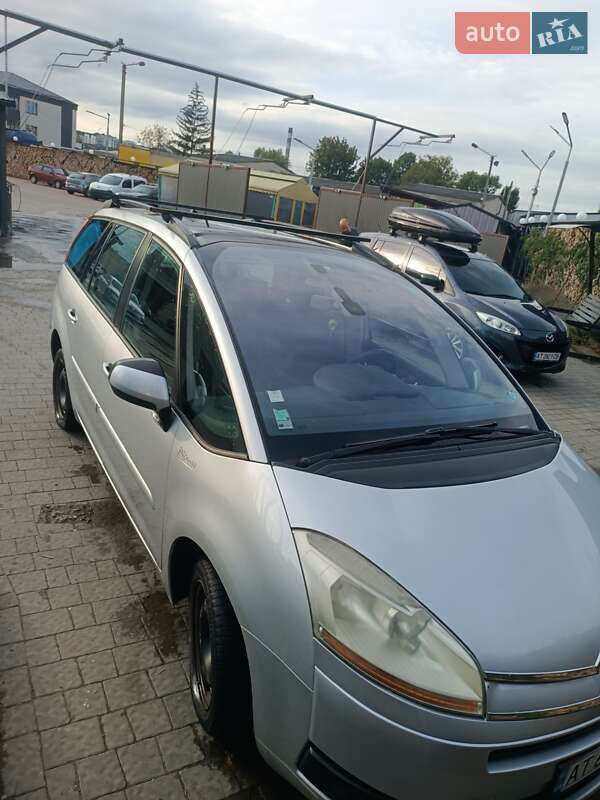 Минивэн Citroen Grand C4 Picasso 2008 в Ивано-Франковске фото 49 Минивэн Citroen Grand C4 Picasso 2008 в Ивано-Франковске
