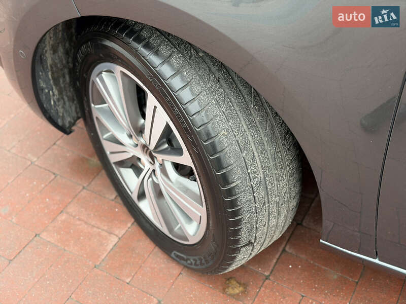 Минивэн Citroen Grand C4 Picasso 2016 в Ровно фото 62 Минивэн Citroen Grand C4 Picasso 2016 в Ровно