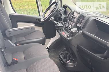 Вантажопасажирський фургон Citroen Jumper 2017 в 
