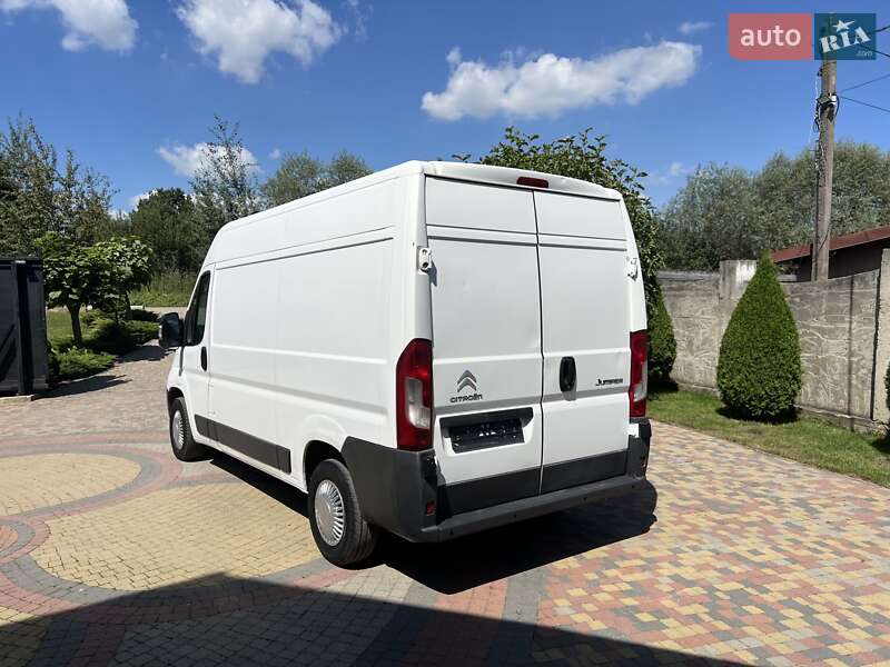 Вантажний фургон Citroen Jumper 2015 в Стрию