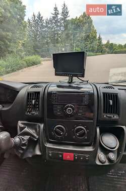 Грузовой фургон Citroen Jumper 2013 в 