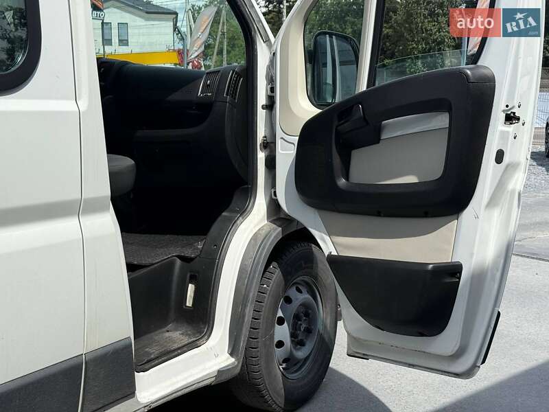 Автовоз Citroen Jumper 2014 в Рівному