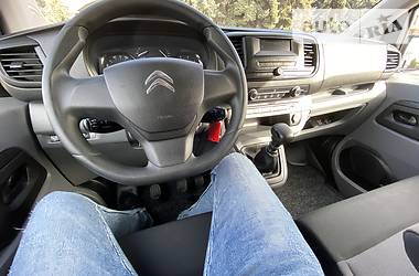 Вантажопасажирський фургон Citroen Jumpy 2017 в 