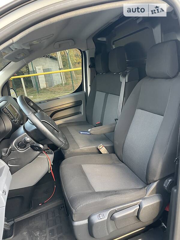Вантажний фургон Citroen Jumpy 2016 в Києві