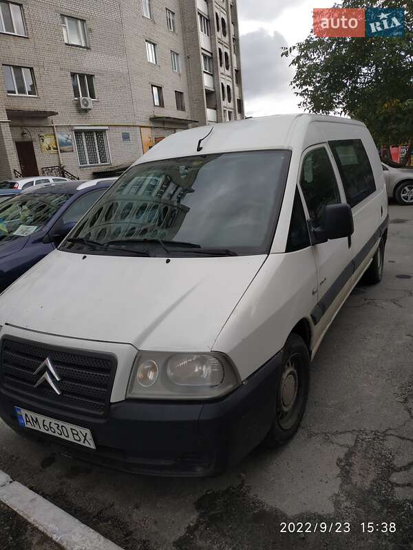 Минивэн Citroen Jumpy 2006 в 