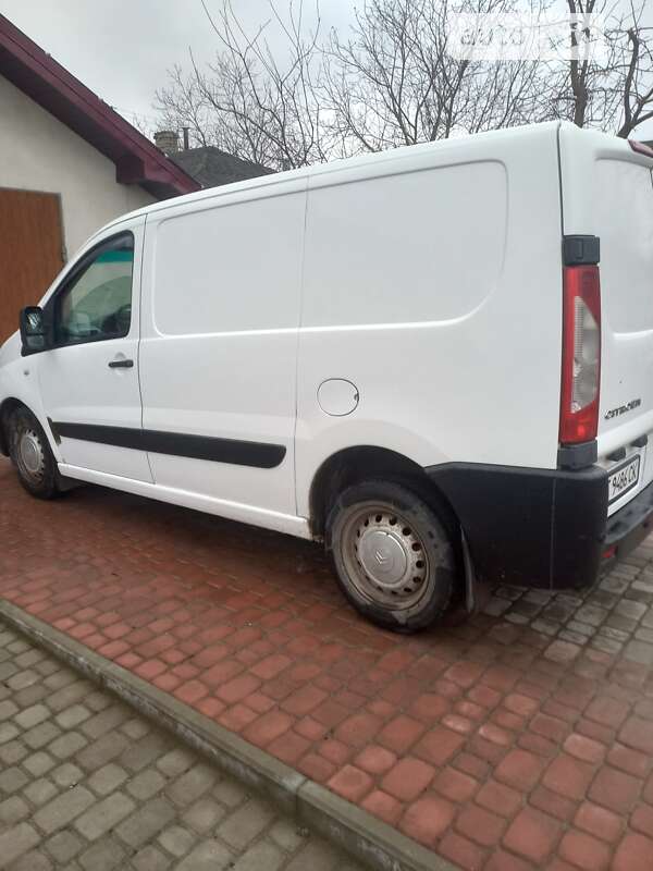 Вантажний фургон Citroen Jumpy 2011 в Івано-Франківську