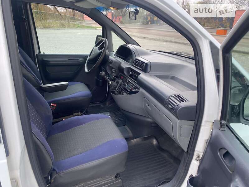 Минивэн Citroen Jumpy 2003 в Стрые