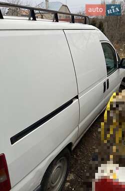 Грузовой фургон Citroen Jumpy 2001 в 