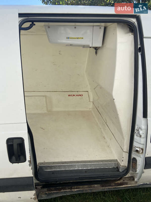 Вантажний фургон Citroen Jumpy 2005 в Тернополі