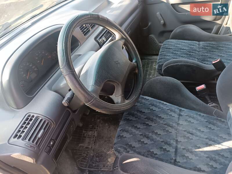 Минивэн Citroen Jumpy 2003 в Черновцах фото 4 Минивэн Citroen Jumpy 2003 в Черновцах