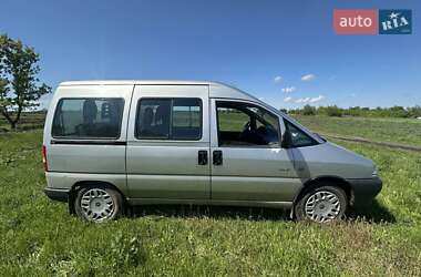 Мінівен Citroen Jumpy 2004 в 