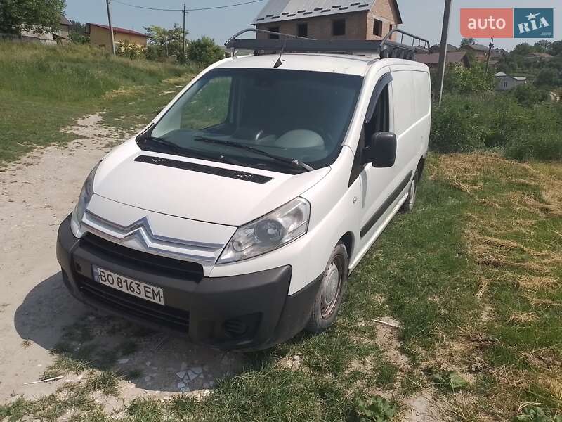 Грузовой фургон Citroen Jumpy 2011 в 