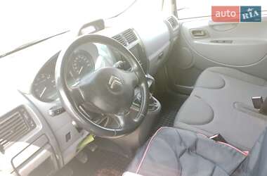 Грузовой фургон Citroen Jumpy 2011 в 