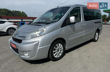 Минивэн Citroen Jumpy 2011 в 