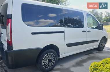 Грузовой фургон Citroen Jumpy 2011 в 