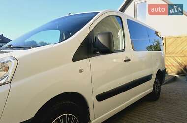 Грузовой фургон Citroen Jumpy 2011 в 