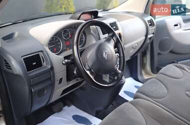 Минивэн Citroen Jumpy 2012 в 