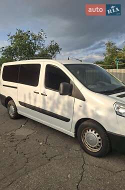 Минивэн Citroen Jumpy 2010 в 