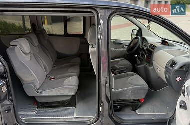 Минивэн Citroen Jumpy 2011 в 