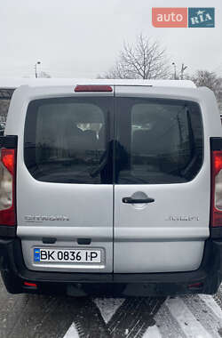 Минивэн Citroen Jumpy 2010 в 