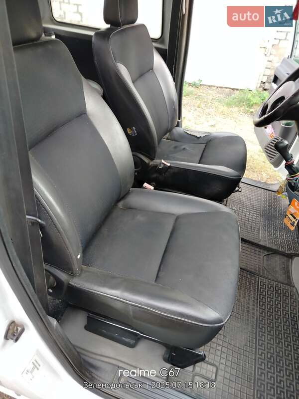 Минивэн Citroen Jumpy 2005 в Зеленодольской фото 19 Минивэн Citroen Jumpy 2005 в Зеленодольской