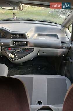 Грузовой фургон Citroen Jumpy 2001 в 