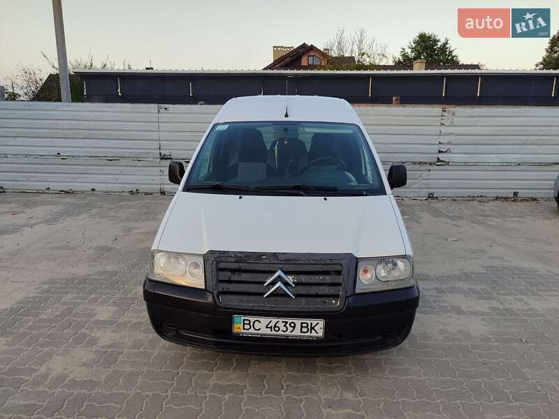 Минивэн Citroen Jumpy 2004 в 