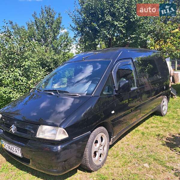 Грузопассажирский фургон Citroen Jumpy 2002 в Ковеле