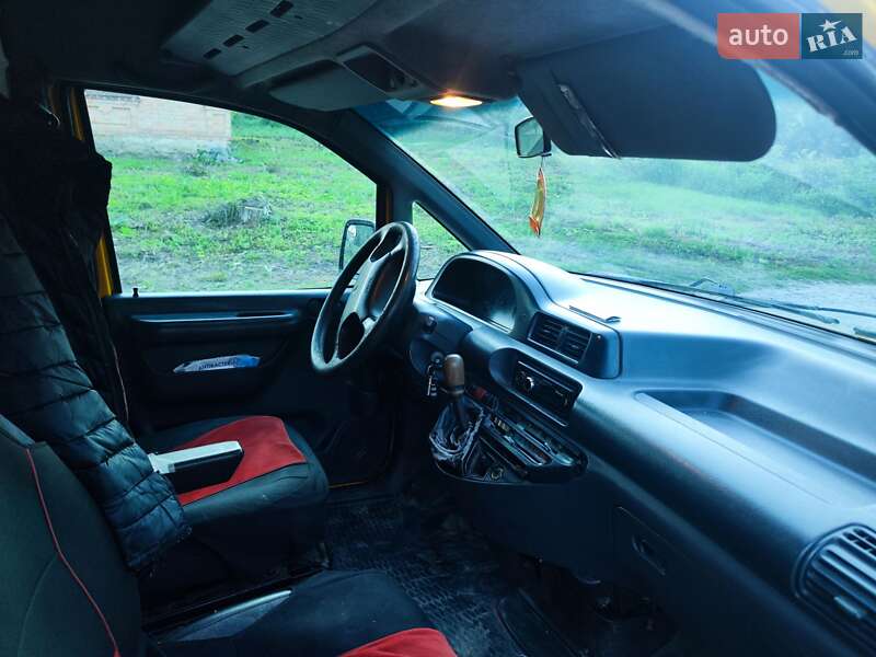 Вантажний фургон Citroen Jumpy 1999 в Вінниці
