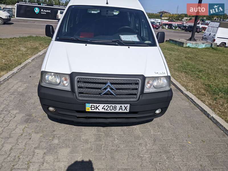 Минивэн Citroen Jumpy 2006 в 