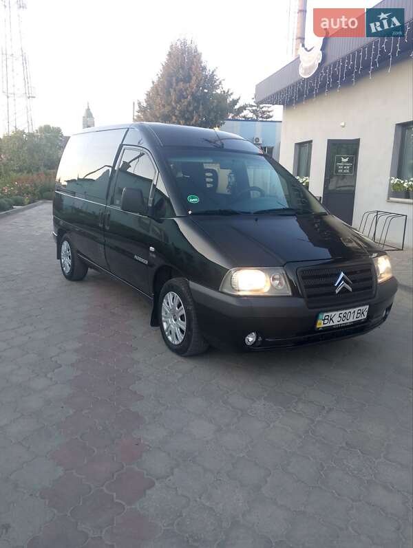 Минивэн Citroen Jumpy 2003 в 