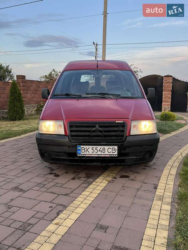 Мінівен Citroen Jumpy 2005 в Сарнах