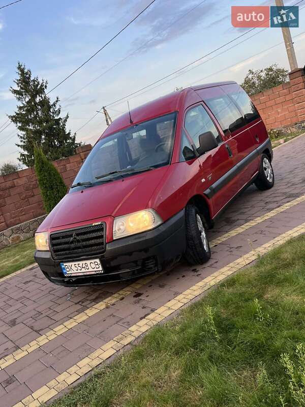 Мінівен Citroen Jumpy 2005 в Сарнах