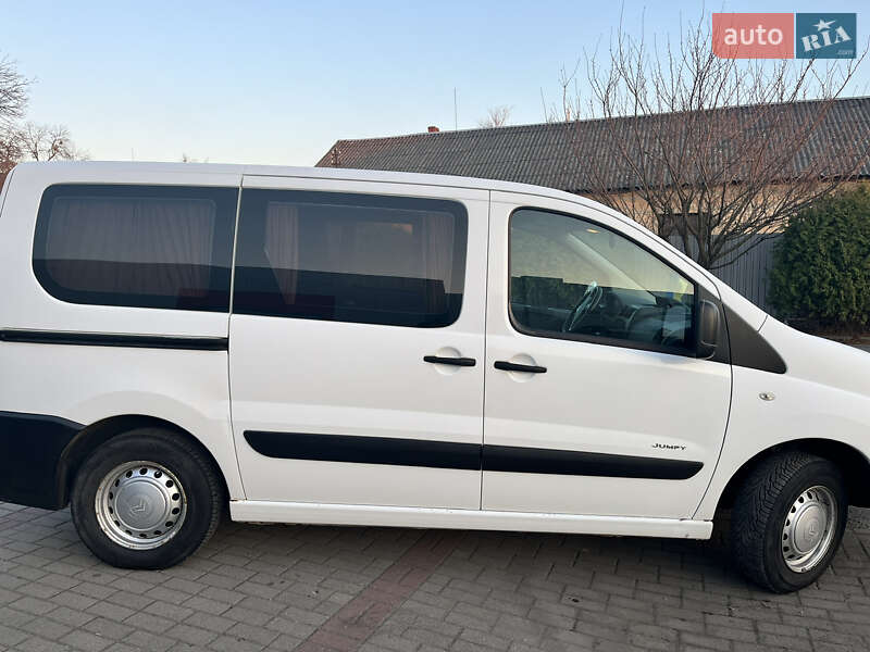 Мінівен Citroen Jumpy 2009 в Ужгороді