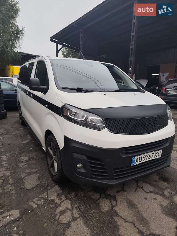 Грузопассажирский фургон Citroen Jumpy 2017 в Виннице
