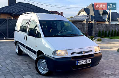Грузовой фургон Citroen Jumpy 2001 в Ровно