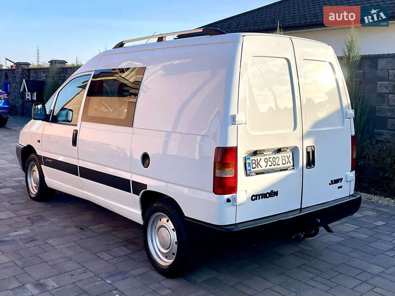 Вантажний фургон Citroen Jumpy 2001 в Рівному