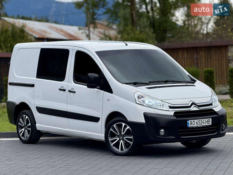 Вантажний фургон Citroen Jumpy 2014 в Міжгір'ї