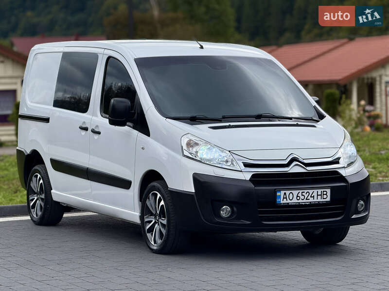Вантажний фургон Citroen Jumpy 2014 в Міжгір'ї