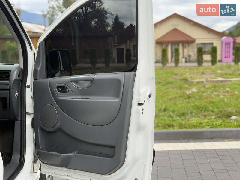 Вантажний фургон Citroen Jumpy 2014 в Міжгір'ї