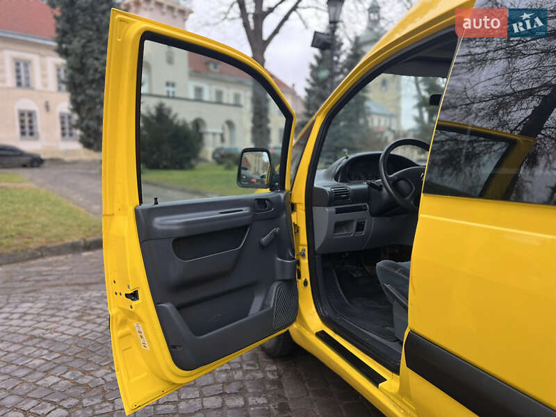 Минивэн Citroen Jumpy 2004 в Жовкве