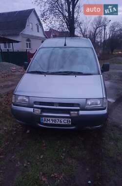 Минивэн Citroen Jumpy 2000 в Радомышле