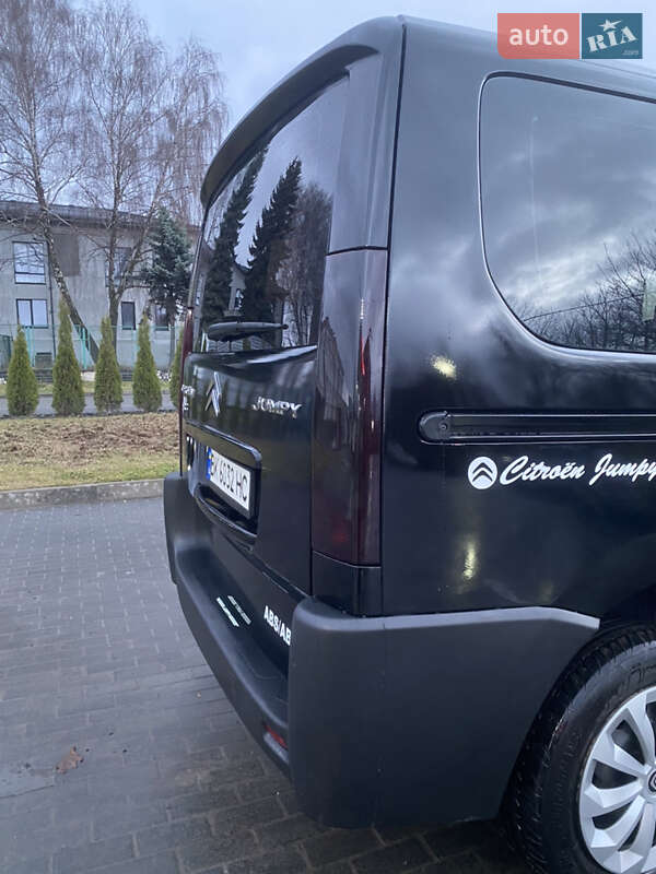 Минивэн Citroen Jumpy 2011 в Ровно фото 10 Минивэн Citroen Jumpy 2011 в Ровно