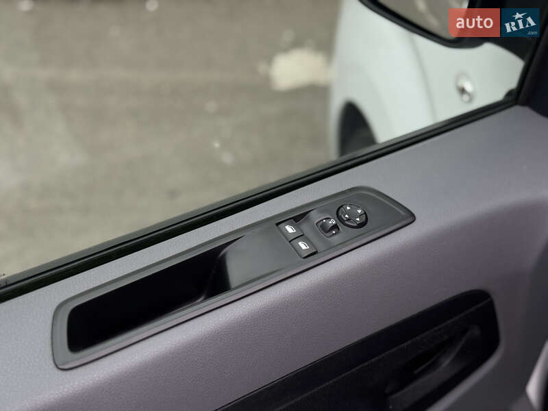 Грузовой фургон Citroen Jumpy 2022 в Киеве