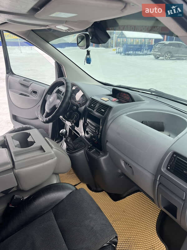 Минивэн Citroen Jumpy 2009 в Ровно