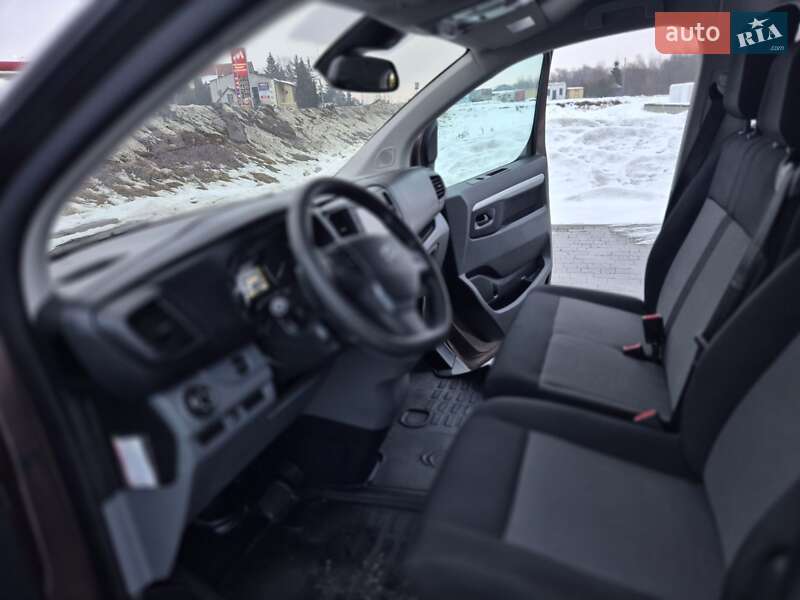 Мінівен Citroen Jumpy 2017 в Стрию