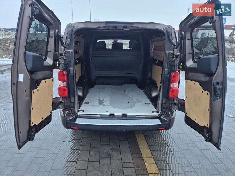 Мінівен Citroen Jumpy 2017 в Стрию