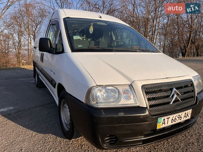 Грузовой фургон Citroen Jumpy 2004 в Болехове
